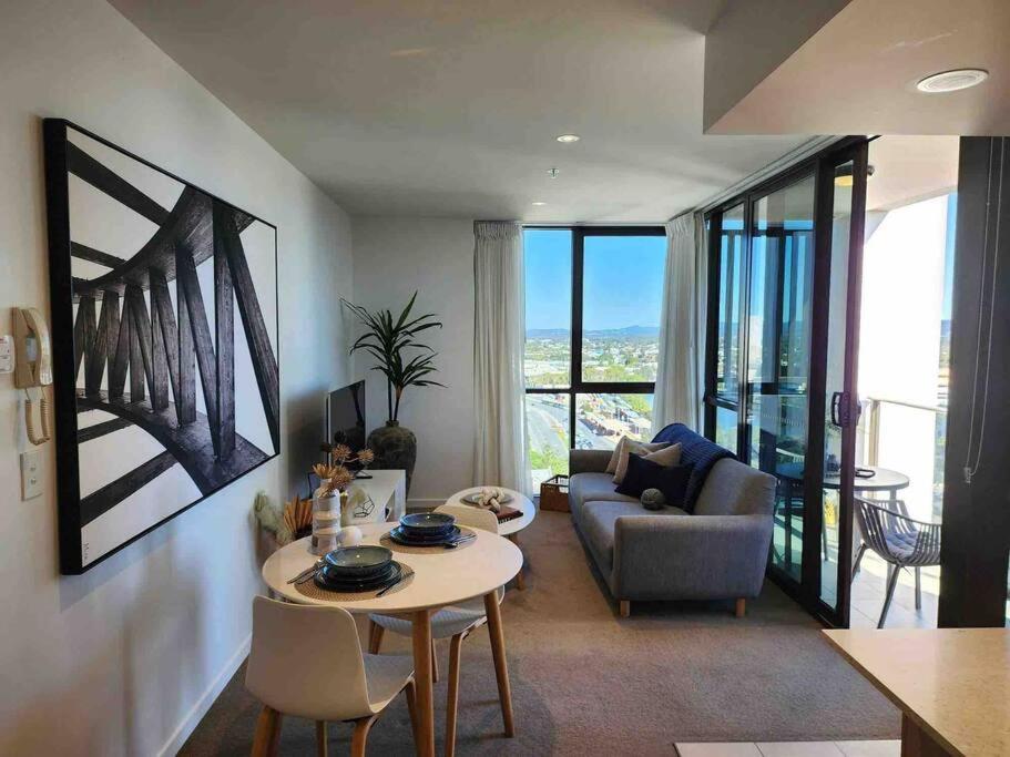 Broadbeach Business Or Leisure غولد كوست المظهر الخارجي الصورة